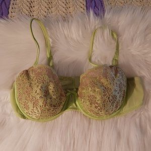 Victoria Secret Lace Push Up Bra 36C